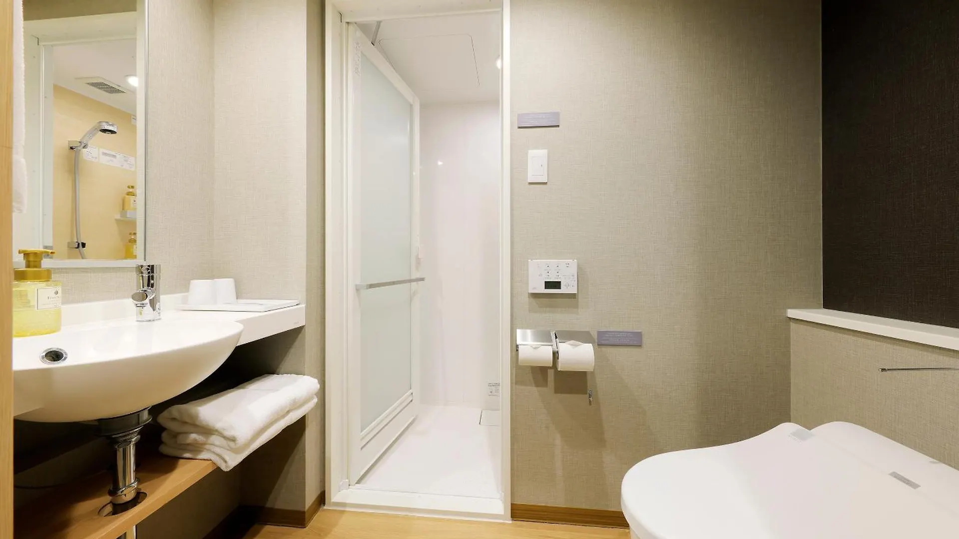 Jr Inn Asahikawa 3*,  Japón